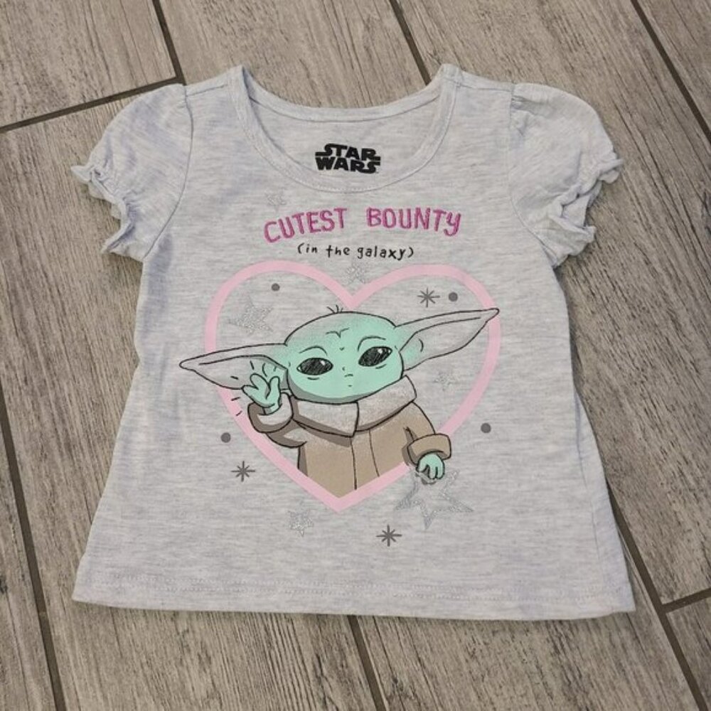 🏷 3/$15 or 5/$20 Disney Star Wars Baby Yoda toddler girl shirt grey size 3T